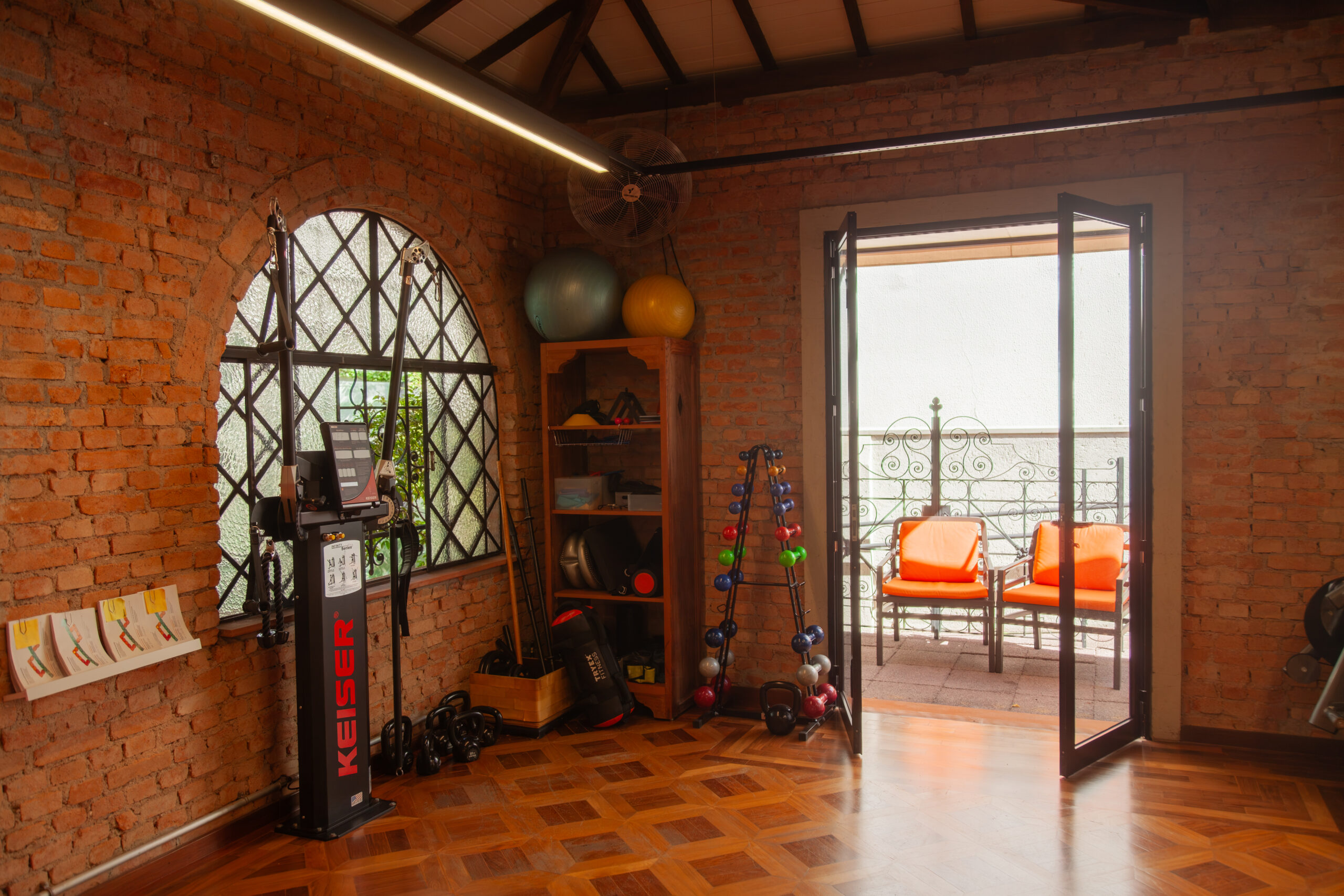 HDR-MUOVERSI-6